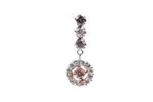 A pair of pink and white diamond earrings in 18 carat white and rose gold - 2