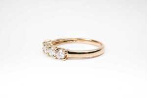 A diamond ring in 14 carat yellow gold - 3