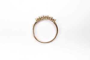 A diamond ring in 14 carat yellow gold - 4