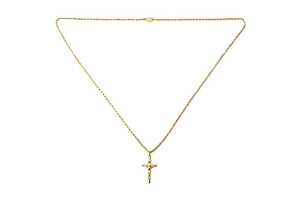 A crucifix in 18ct on a rope link necklace in 22ct yellow gold - 4