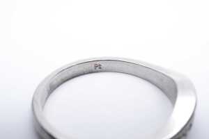 A diamond fitted wedding band in platinum - 5