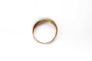 A diamond ring in 18 carat yellow gold - 4