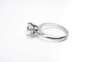 A diamond ring 18 carat white gold - 3