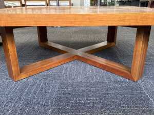 Square timber coffee table - 3