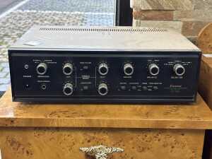 Sansui AU-555 stereo amplifier