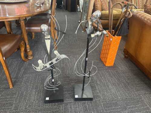 Two contemporary metal wire musician figures on timber bases