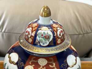 Two oriental style decorative porcelain pieces - 3