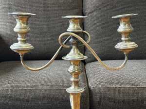 Pair of silver-plated candelabras - 2