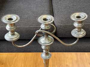 Pair of silver-plated candelabras - 4