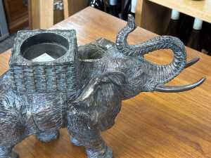 Two decorative elephants, one of which is a vase - 3