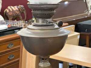 Antique kerosene lamp - 3