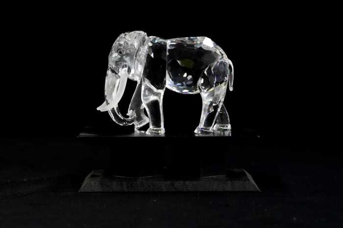 Swarovski 1993 Annual Edition 'Inspiration Africa' Elephant crystal figure