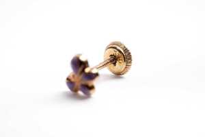 Two pairs of stud earrings in 9 carat yellow gold - 5