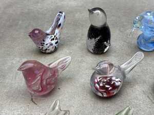 Fourteen glass bird paperweights - 2