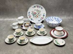 Collection of mostly English porcelain, including Royal Albert