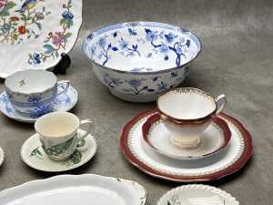 Collection of mostly English porcelain, including Royal Albert - 4