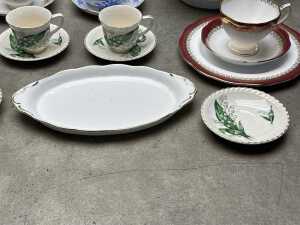 Collection of mostly English porcelain, including Royal Albert - 5