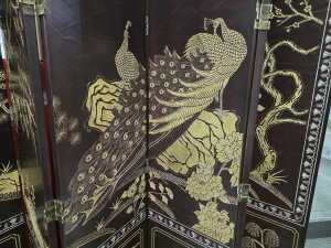 Gilt and lacquered six-panel art screen - Dimensions of one panel 46 x 239cm - 2