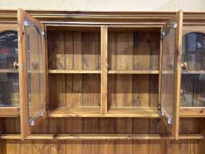 Pine dresser - 2