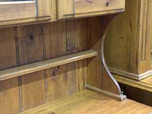 Pine dresser - 3