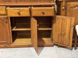 Pine dresser - 4