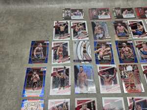 Group of UFC collector cards, including autographs - 5