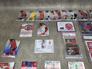Group of soccer collector cards, including graded - 2