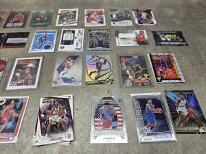 Group of Basketball cards including Autographs - 3