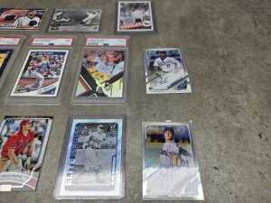 Group of Baseball trading cards - 3