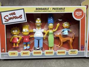Three The Simpsons bendable + poseable figures - 2