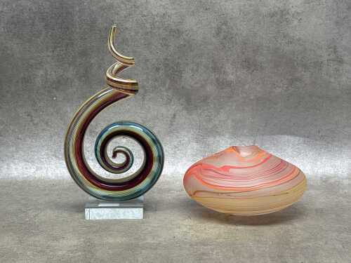 Two decorative art glass sculptures