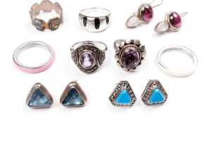 A collection of jewellery in sterling silver - 4