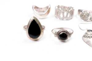 A collection of jewellery in sterling silver - 4