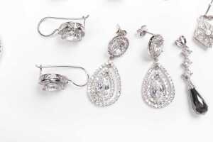 A collection of jewellery in sterling silver - 4