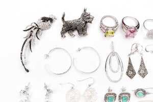 A collection of jewellery in sterling silver - 2