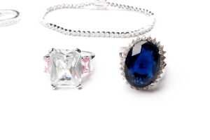 A collection of jewellery in sterling silver - 3