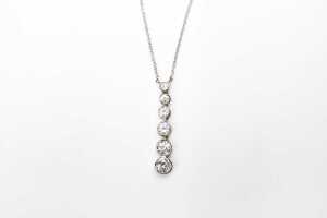 A collection of jewellery in sterling silver - 5
