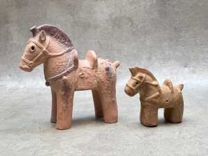 Four Asian terracotta figures - 3