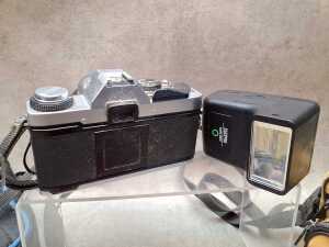 Olympus OM20 SLR film camera - 2