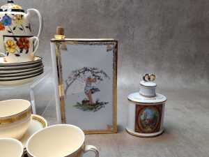 Mostly english porcelain, including Royal Worcester and Royal Winton - 4