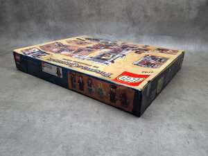 LEGO Pirates of the Caribbean: Whitecap Bay set C2011 - 3