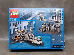 LEGO World City police HQ C2003 - 2