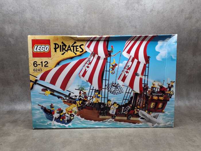 LEGO Pirates Brickbeard's Bounty C2008