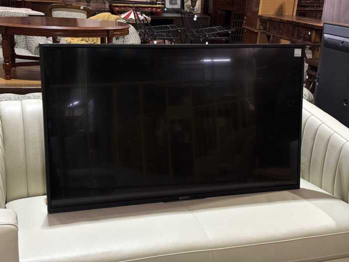 Sony Bravia 43" TV