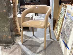 Lounge Lovers tan leather tub chair