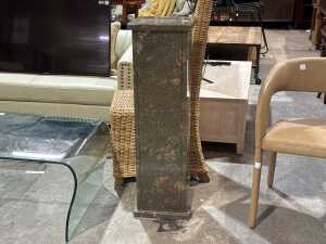 Green stone display square pedestal