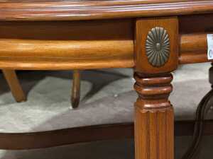 Oval mahogany coffee table - 3