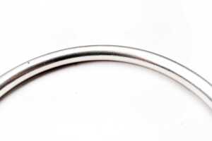 A bangle in sterling silver - 2