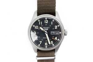 A Seiko Sports series Automatic watch - 2