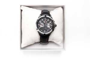 A Seiko Coutura chronograph quartz watch - 4